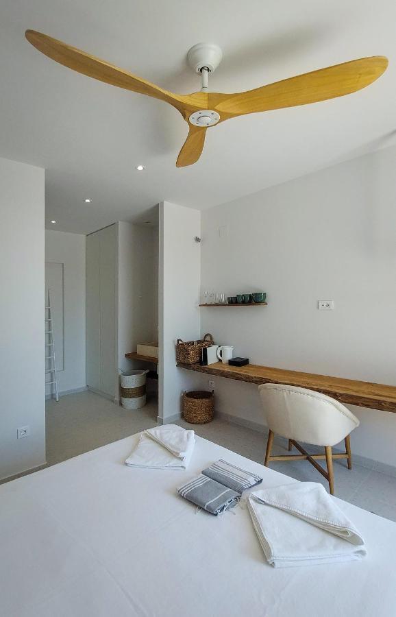 Arion Seaside Suites Paleros Exterior foto